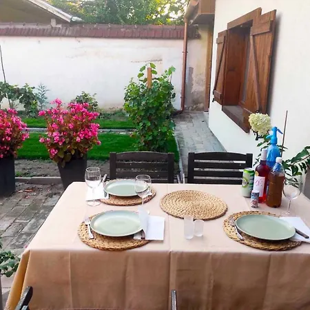 Apartment Lisbet