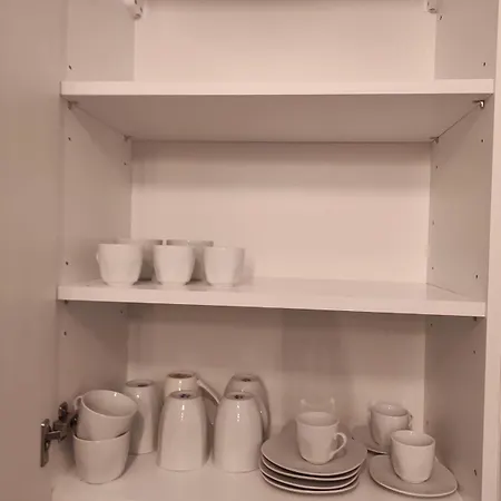Lisbet Apartment *